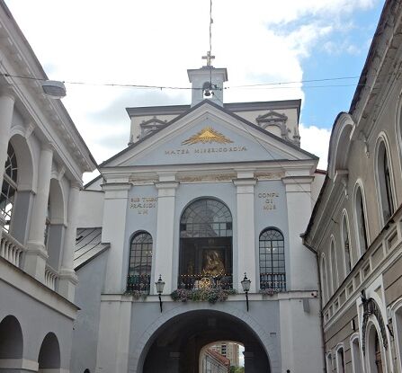 Inside is the icon of the Merciful Mother of God. We stroll through or to the gate as part of the walking tour of the old town.