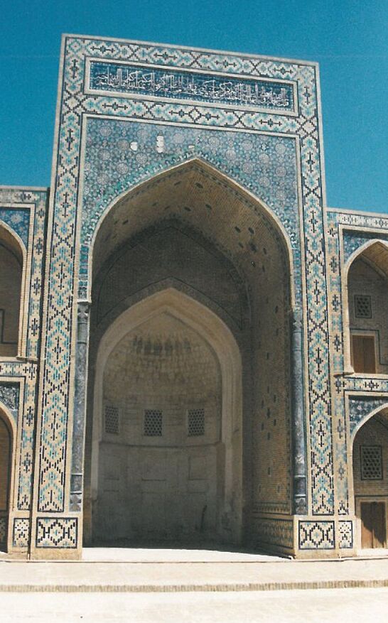 Mausoleum, shrine, madrasa or observatory ... on the Silk Road in Uzbekistan there is an abundance of imposing monuments that we have been visiting for over 25 years.