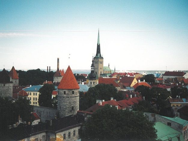 Blick vom Domberg, der Oberstadt in Richtung Ostsee. 